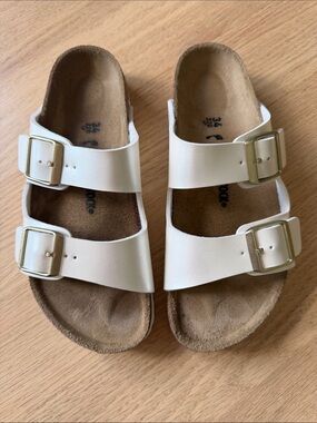 Kids Pearl White Birkenstock Sandals